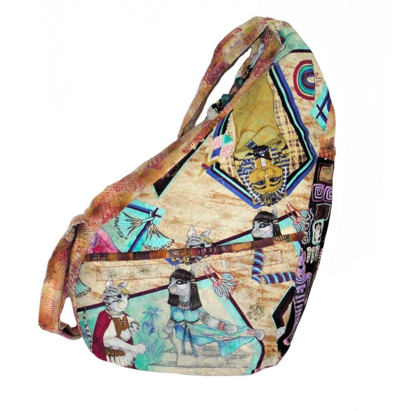 New - AFD01 - Ergonomic Shoulder Bag Pattern by Patricia Gould - Picture 2 of 15